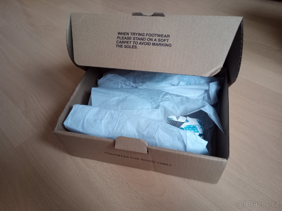 Elegantní polobotky s květinami Joe Browns - 4