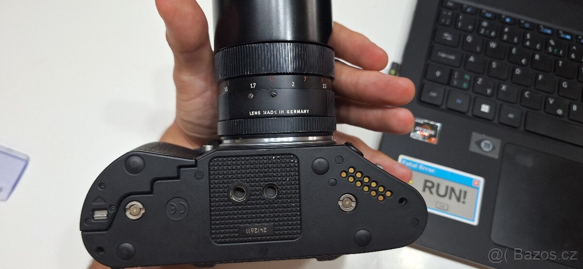 Leica R8 + Elmarit - R 135mm f2.8 - 4