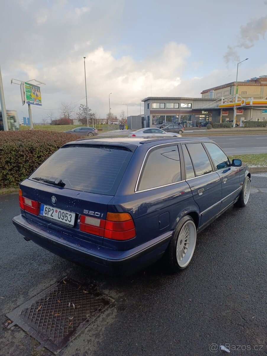 BMW E34 520i Touring – M50B20, manuál - 4