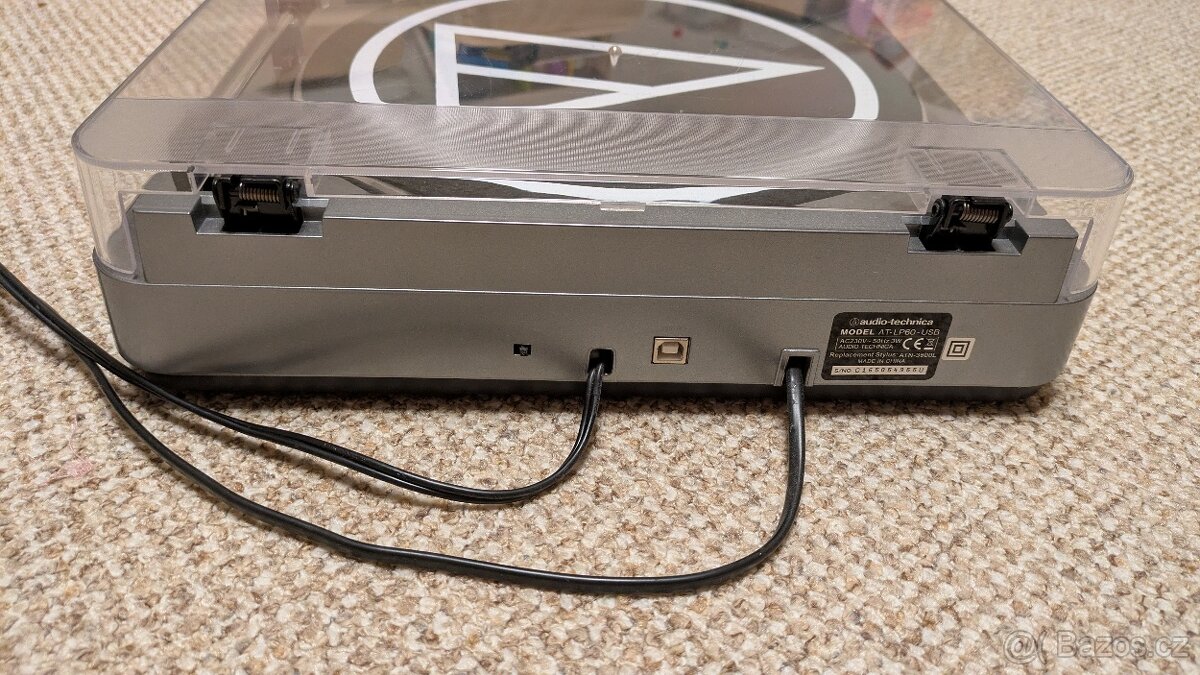 Gramofon + desky - 4