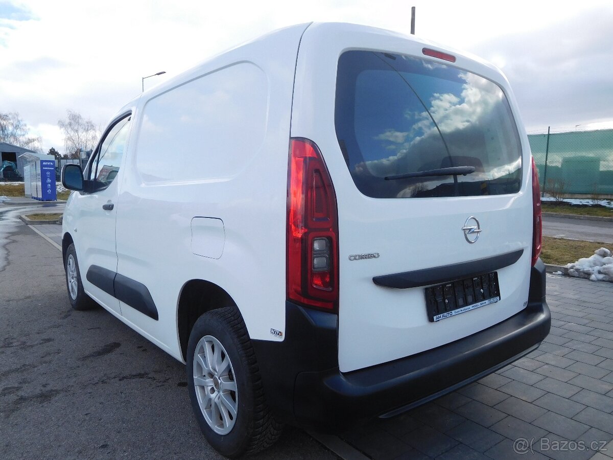 Opel Combo 1.2 THP, 81 kW, Klima, TOP KM - 4