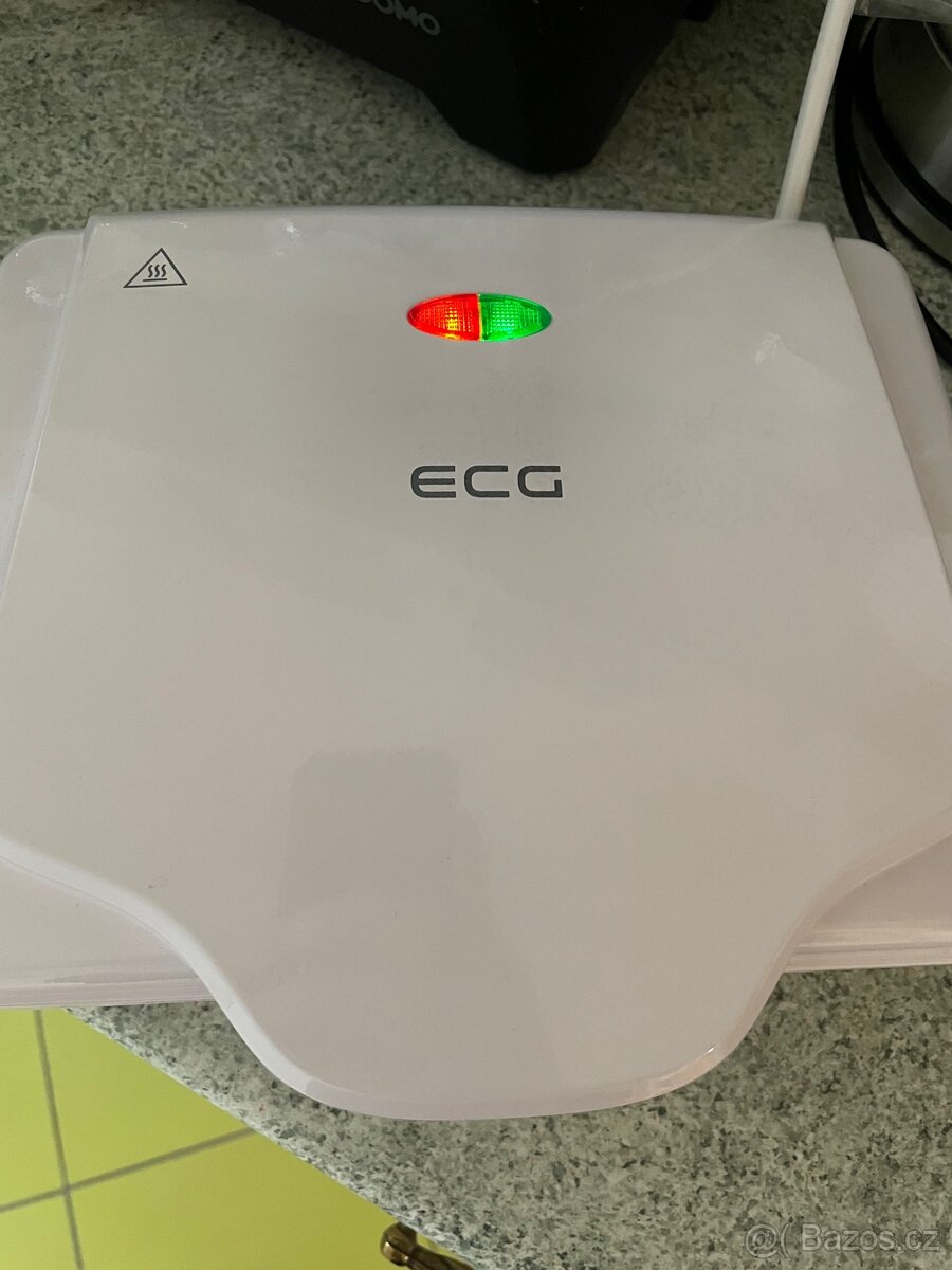 Vaflovač ECG S 1370 - 4