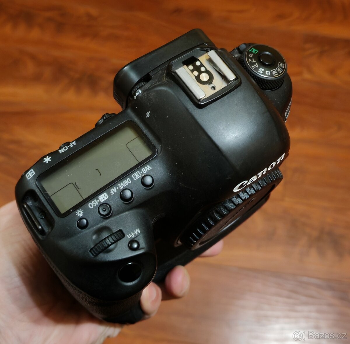 Canon EOS 5D IV + orig. grip - 4