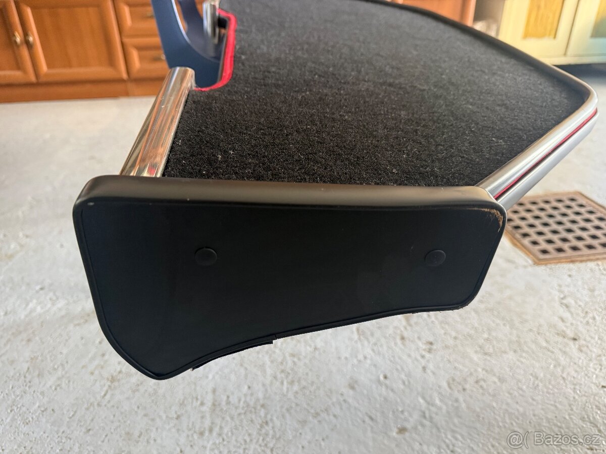 Stolek na přístrojovku DAF - 4