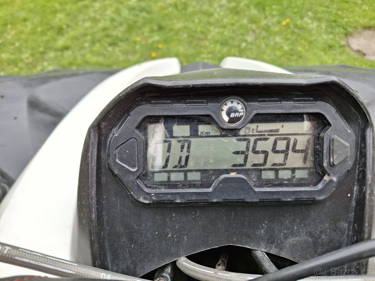 CAN-AM Renegade 570