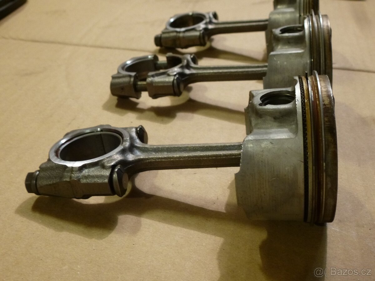 Písty s ojnicemi - Yamaha YZF R6 - 4