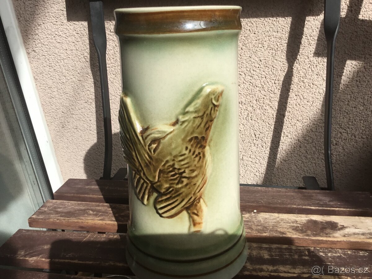 keramicky delfin 1970, korbel - 4