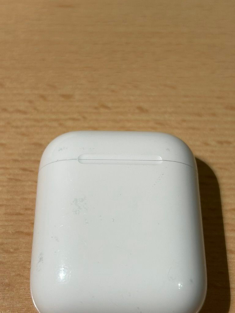 Apple Airpods 1 - 4