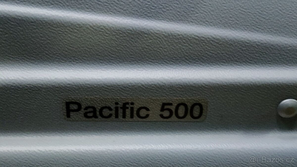 Rakev, střešní box Thule na víkend a pod. - 4