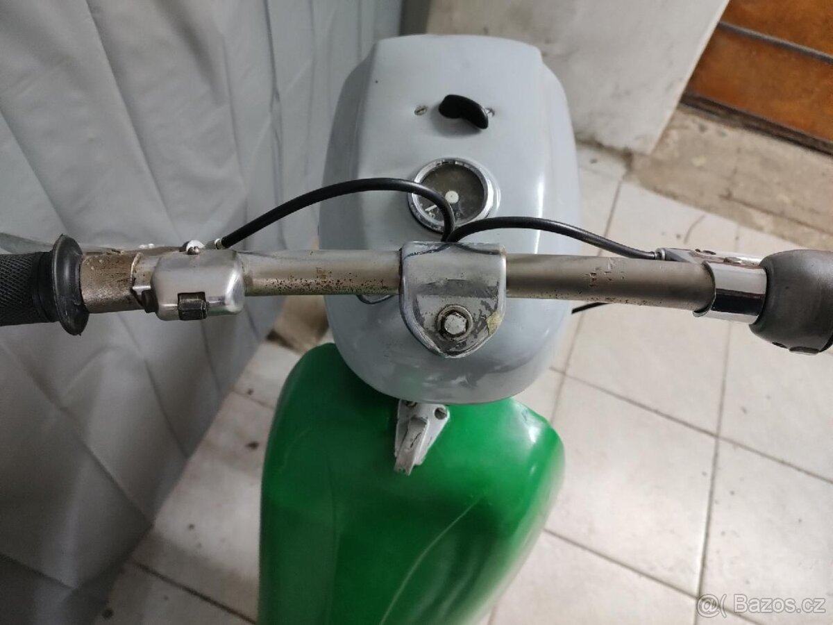 Jawa pionýr zelený - 4