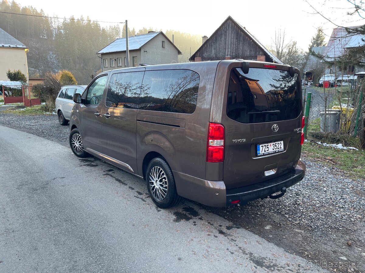 Proace Verso 2.0 Diesel, 106kw M1 - 8 míst - 4