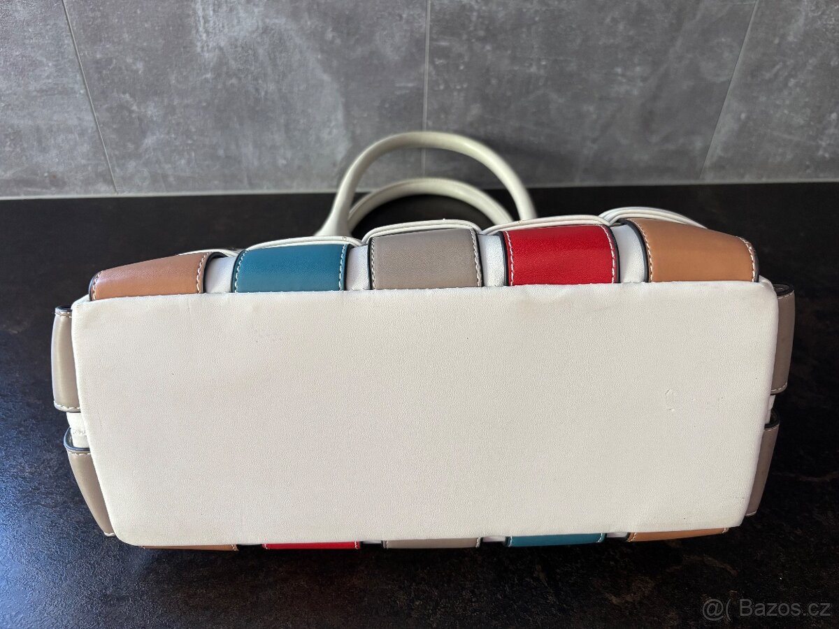 zánovní kabelka zn. Baťa - 4