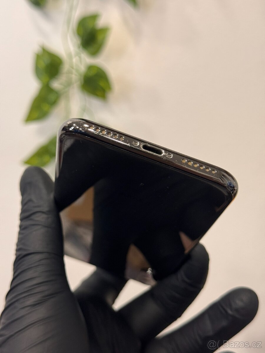 iPhone X 64GB - 4