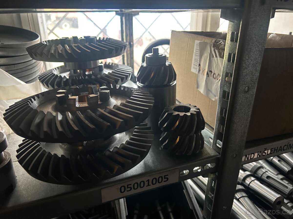 Robot RE 22 Alba - ND - 4