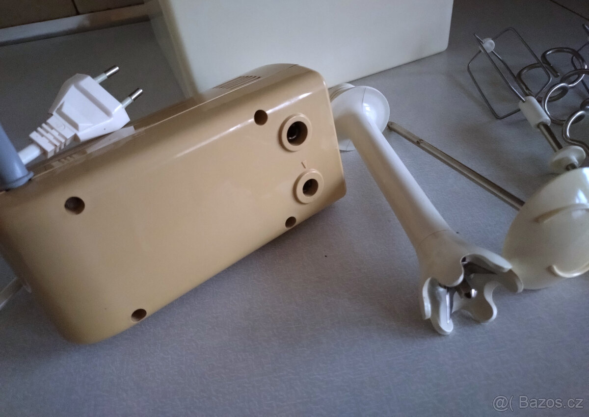 elektrický ruční šlehač, mixér ETA 1042 s doplňky - 4