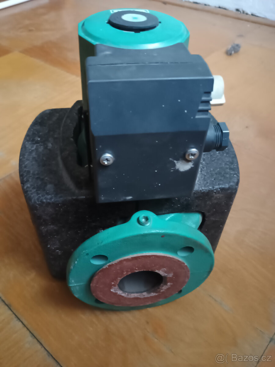 Wilo TOP-S 40/4 Oběhové čerpadlo - 4