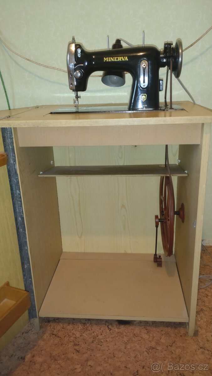 Šlapací šicí stroj Minerva - 4