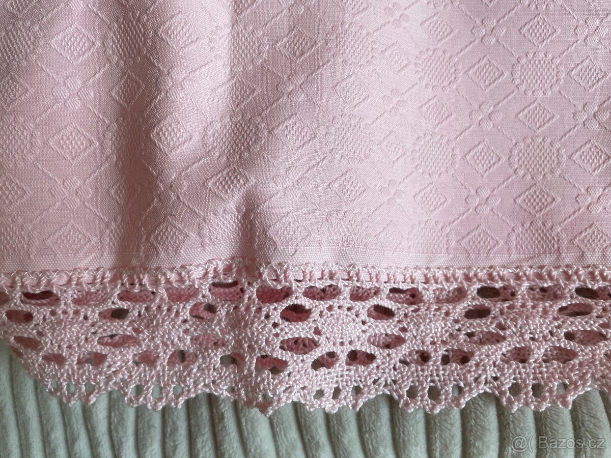 Krásný přehoz, nebo ubrus - 4