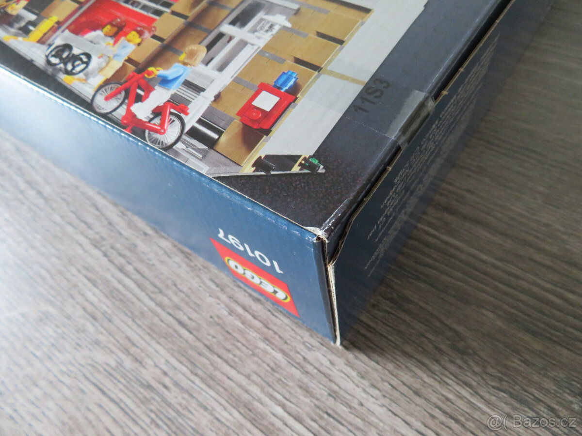 LEGO Modular 10197 Fire Brigade - 4