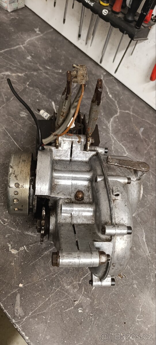 BENELLI 49,9ccm. Motor - 4