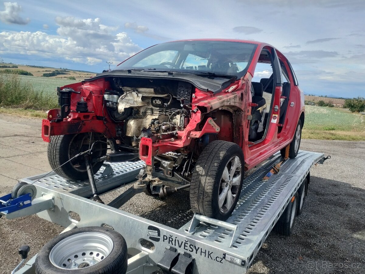 Škoda Rapid karoserie - 4