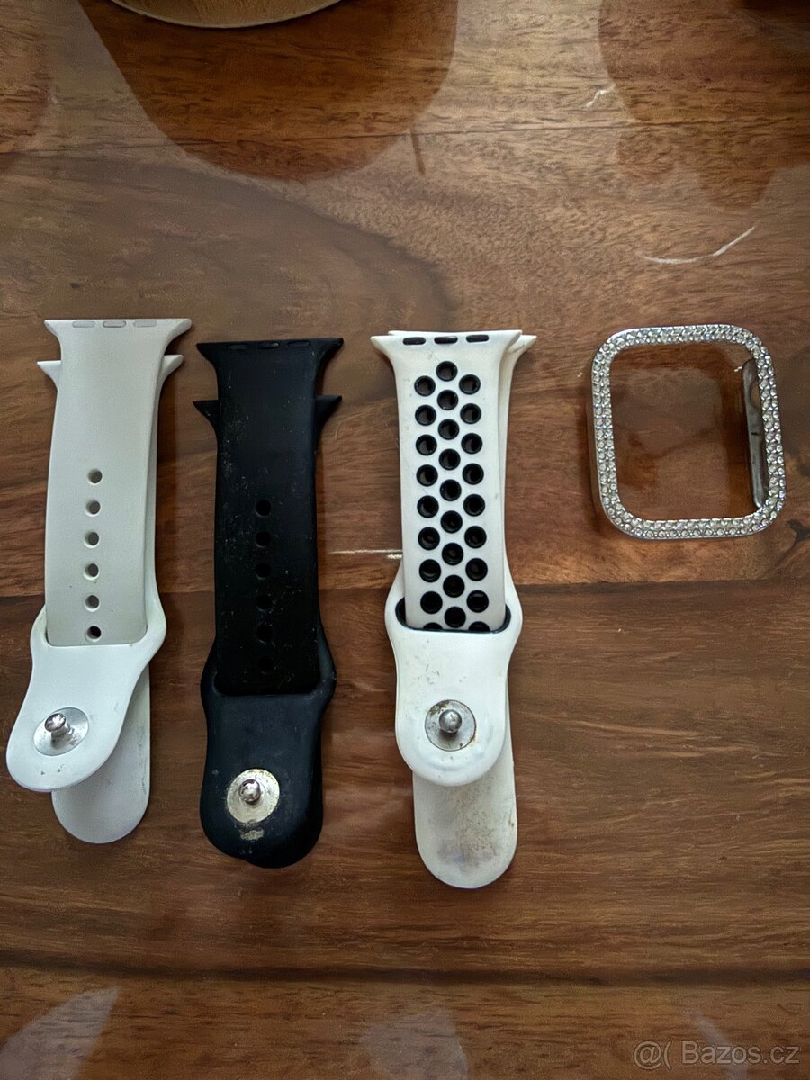 Apple Watch Series 8 45mm Cellular - 4