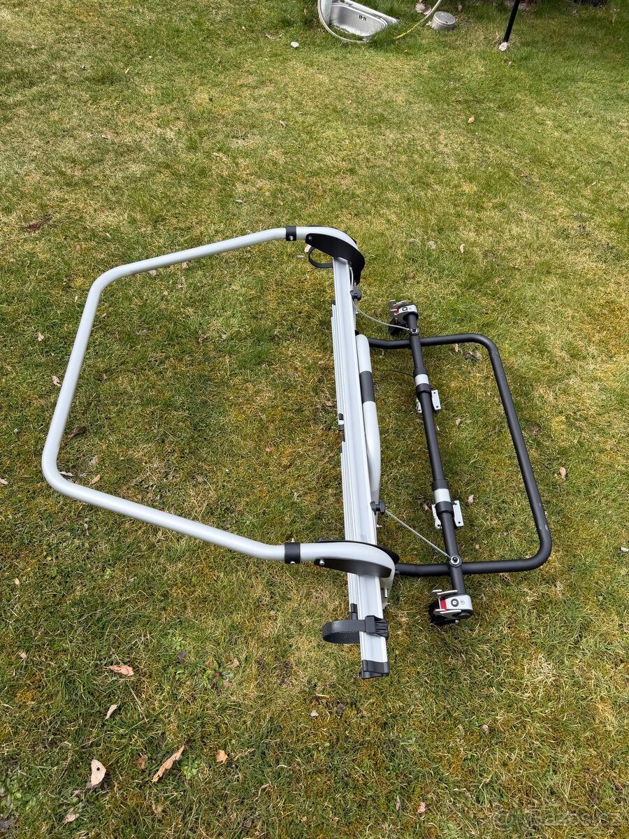 Nosič kol Thule - 4