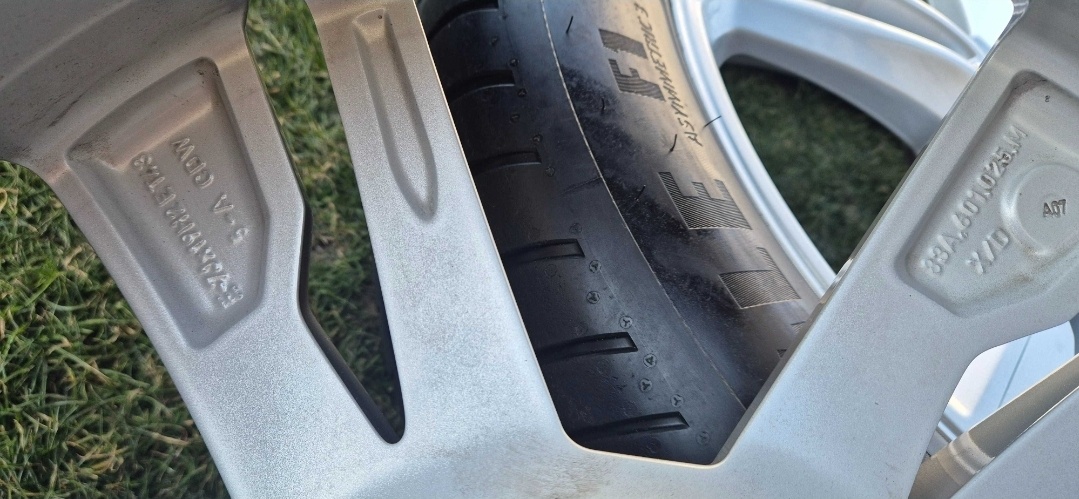 Originálni letní alu sada kol Audi Q3 R19 - 4