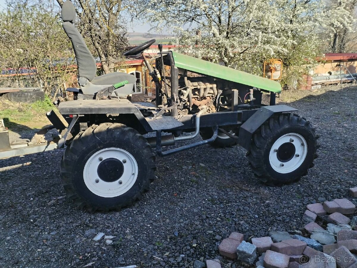 Traktor 4x4 - 4