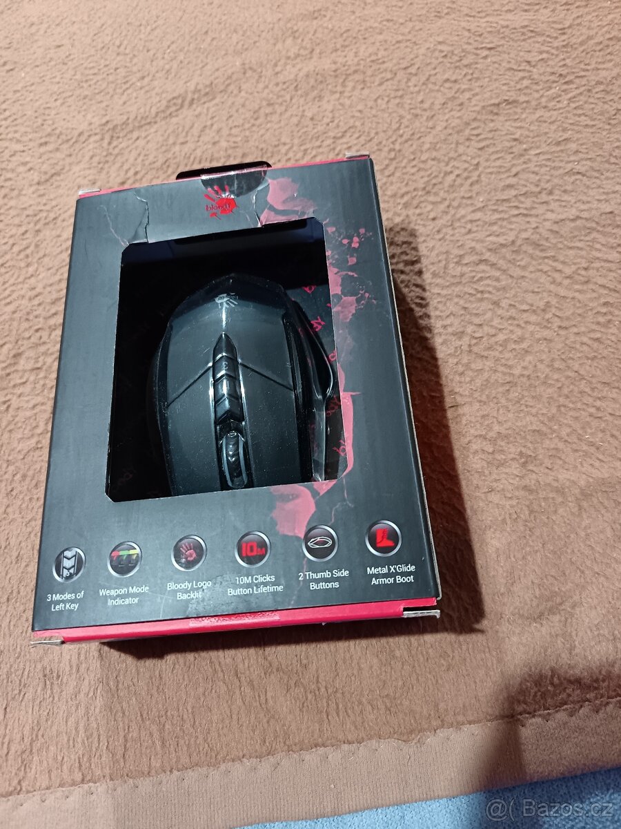 A 4 Tech Bloody V7M. - 4