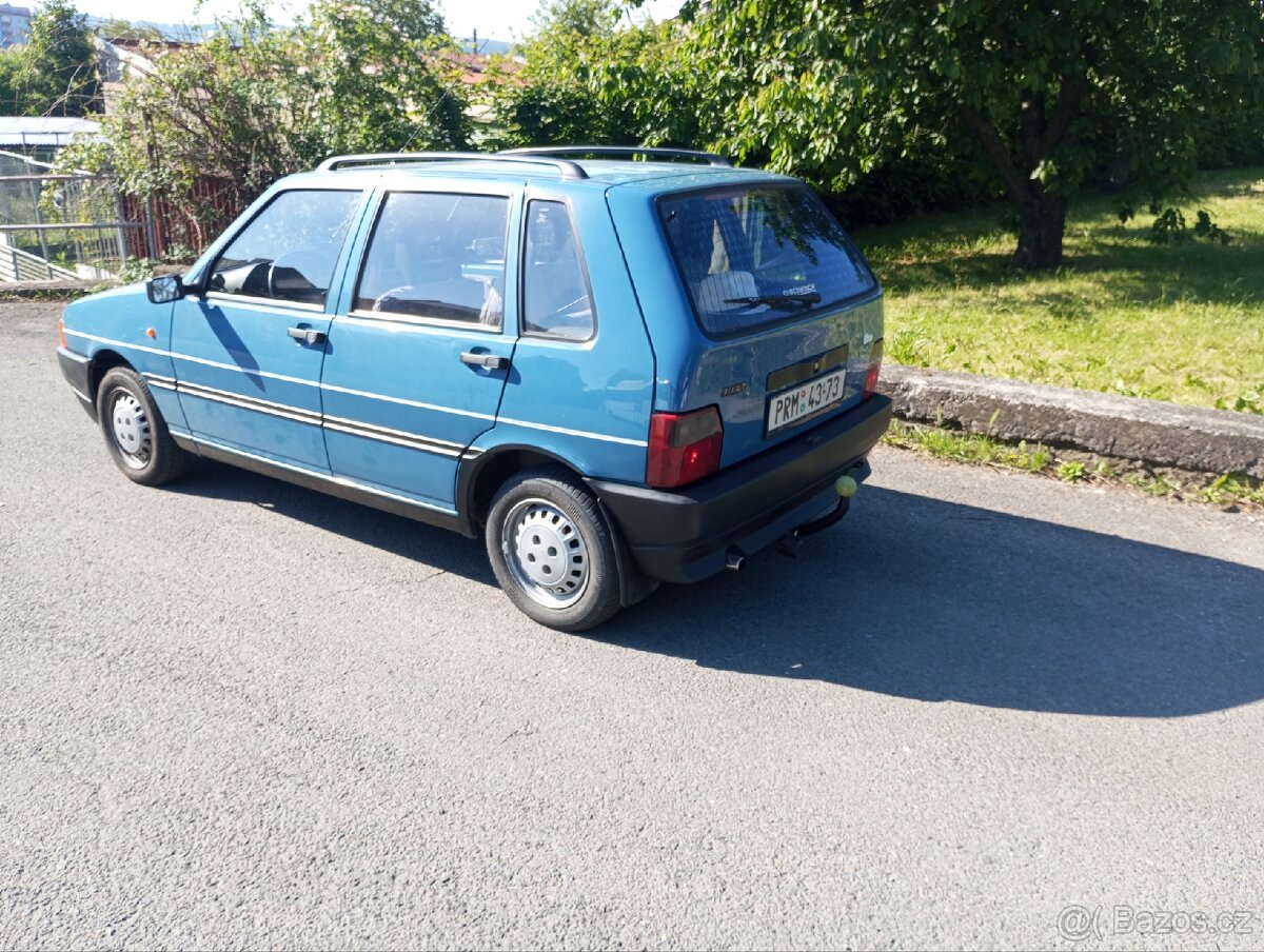 Fiat uno logo R.v.1993 - 4