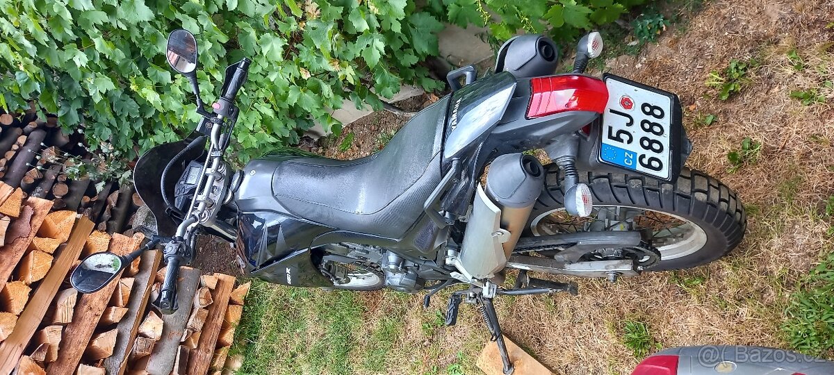 YAMAHA XT 660 R