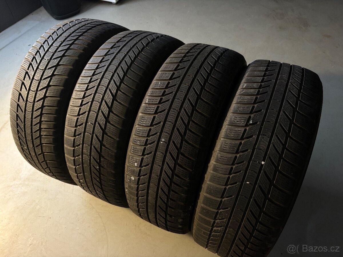 Zimní pneu Continental 215/55R17 - 4