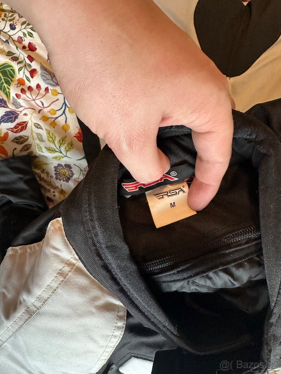 Prodej oblečení na motorku - 4