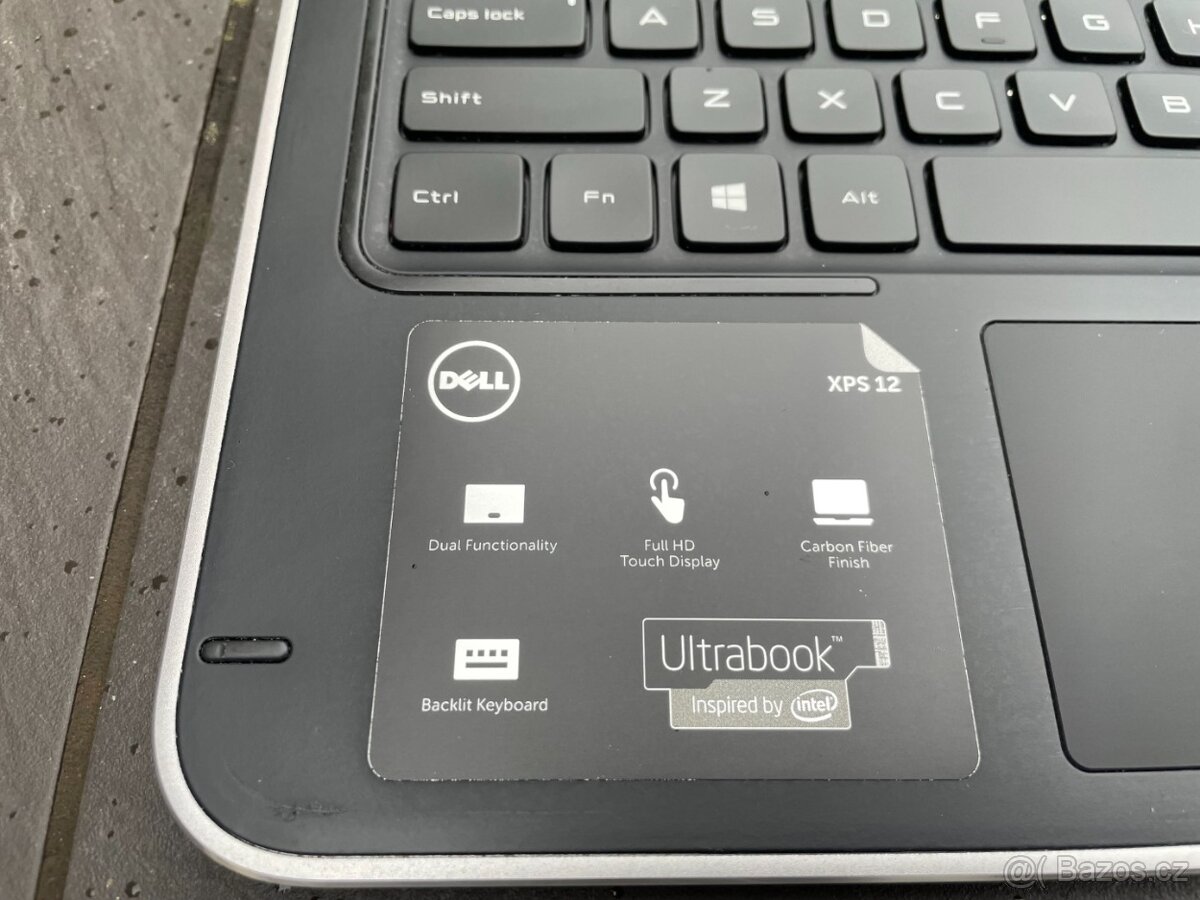 svižná dotykovka s otočným FullHD LCD - Dell XPS 12 - 4