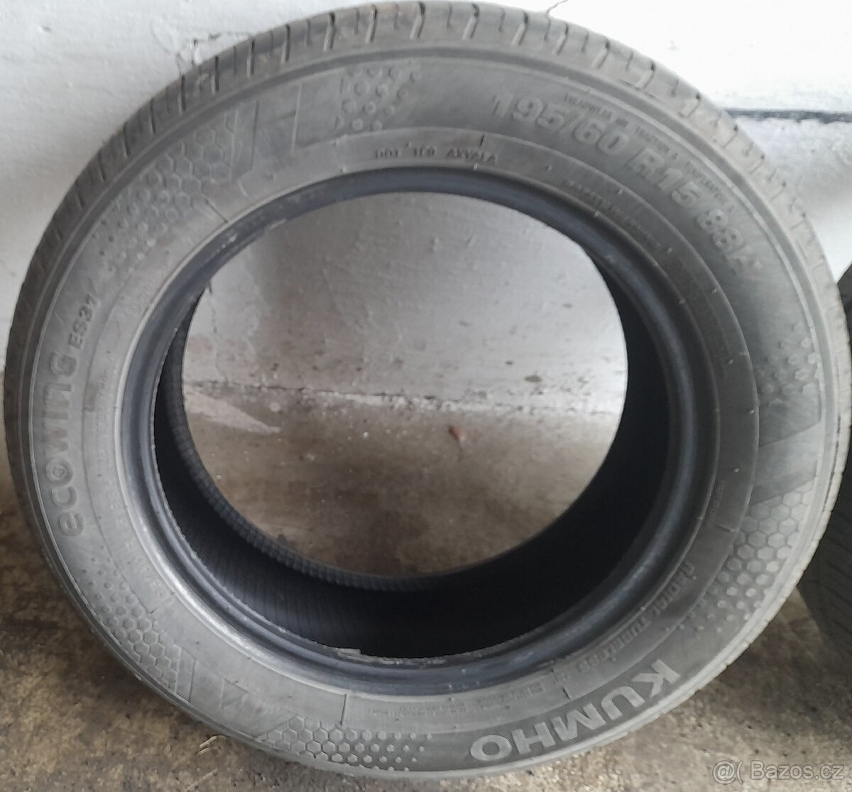 2 x pneu Kumho Ecowing 195/60/15 DOT1123 - 4