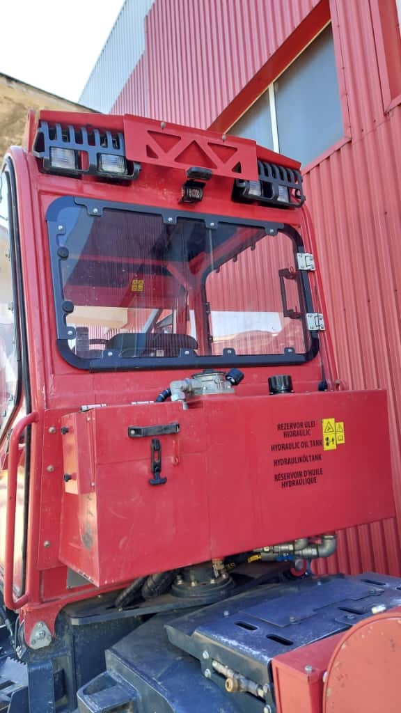 Skider IRUM TAF 690 S5 - 4