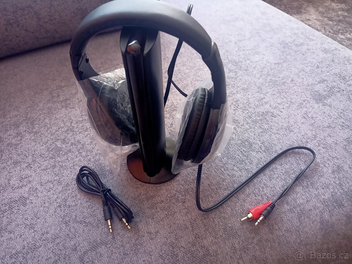 SLUCHÁTKA 5v1 MH 2001 - 4