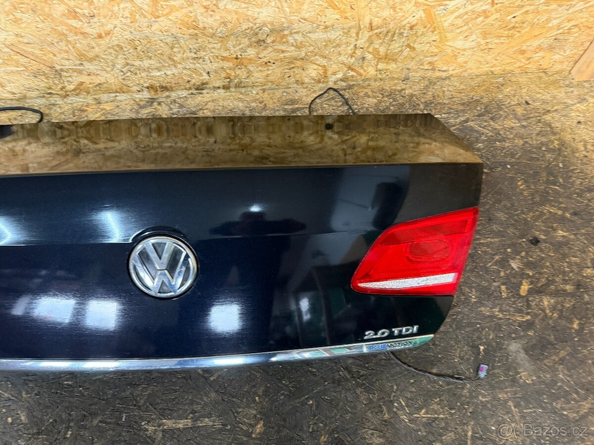 PÁTÉ DVEŘE VÍKO KUFRU VW PASSAT B7 LC9X - 4
