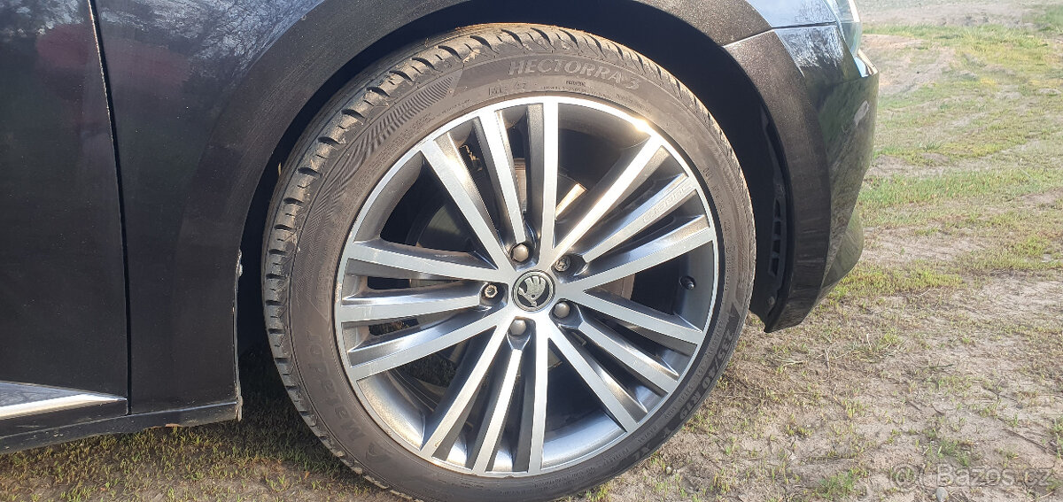 Škoda Superb, 2.0 TDI 110kW / DSG / Navi / TOP stav - 4