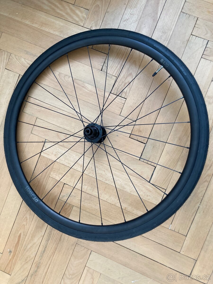 Prodam silnicni kola DT Swiss r470,plaste Hutchinson - 4