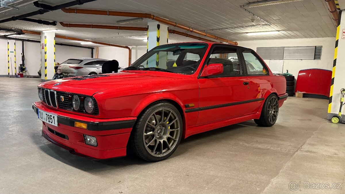 Bmw E30 V8 - Rezervace - 4