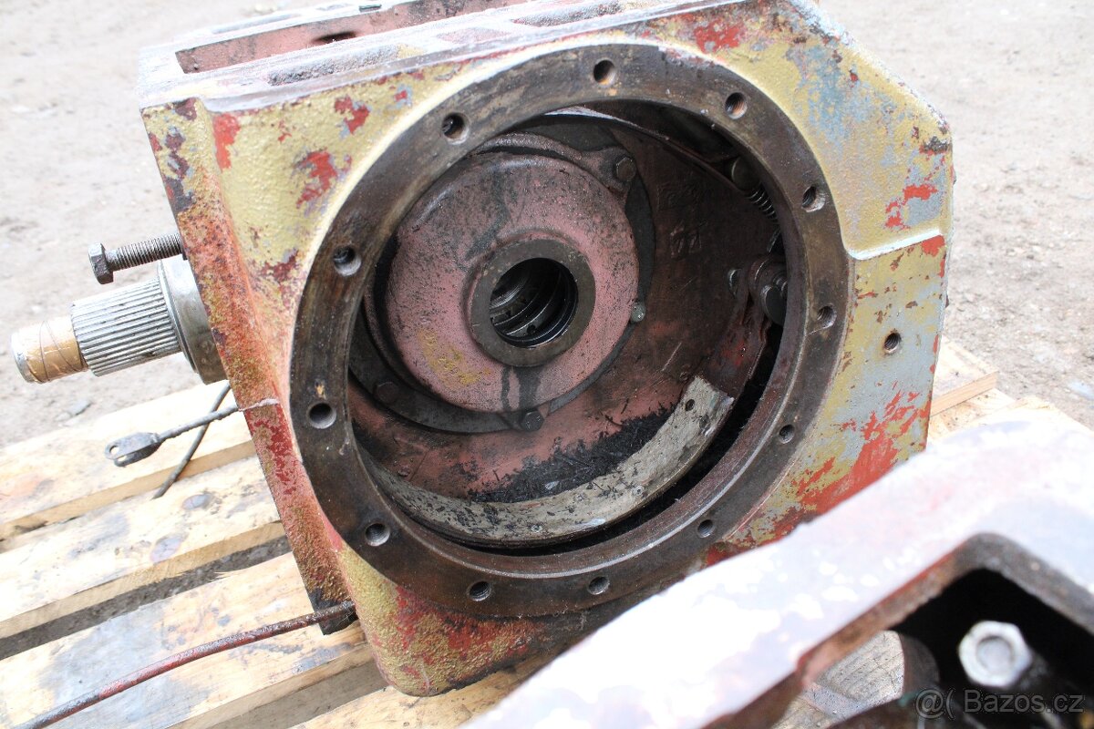 Zetor 6911 rozvodovka diferenciál - 4