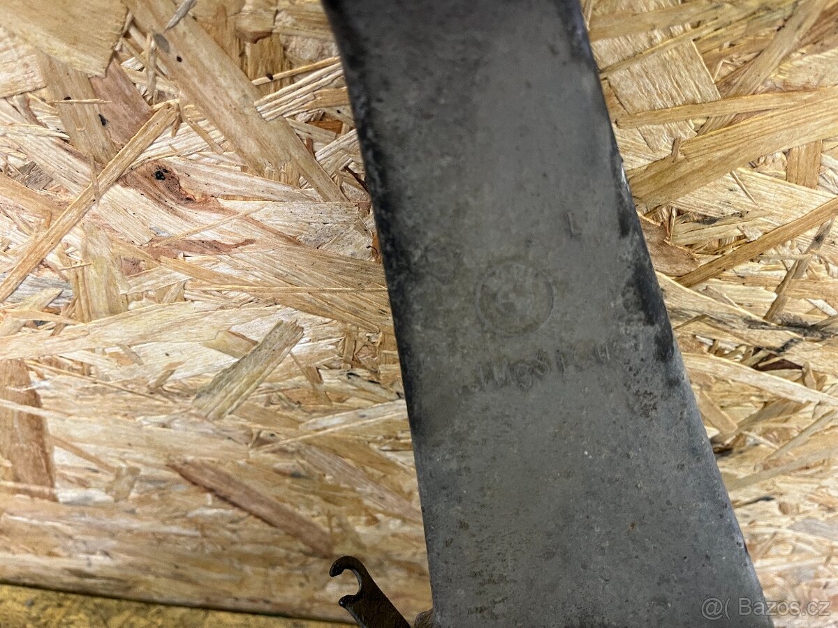 PŘEDNÍ LEVÁ TĚHLICE BMW F11/F10 3.0D 220KW - 4