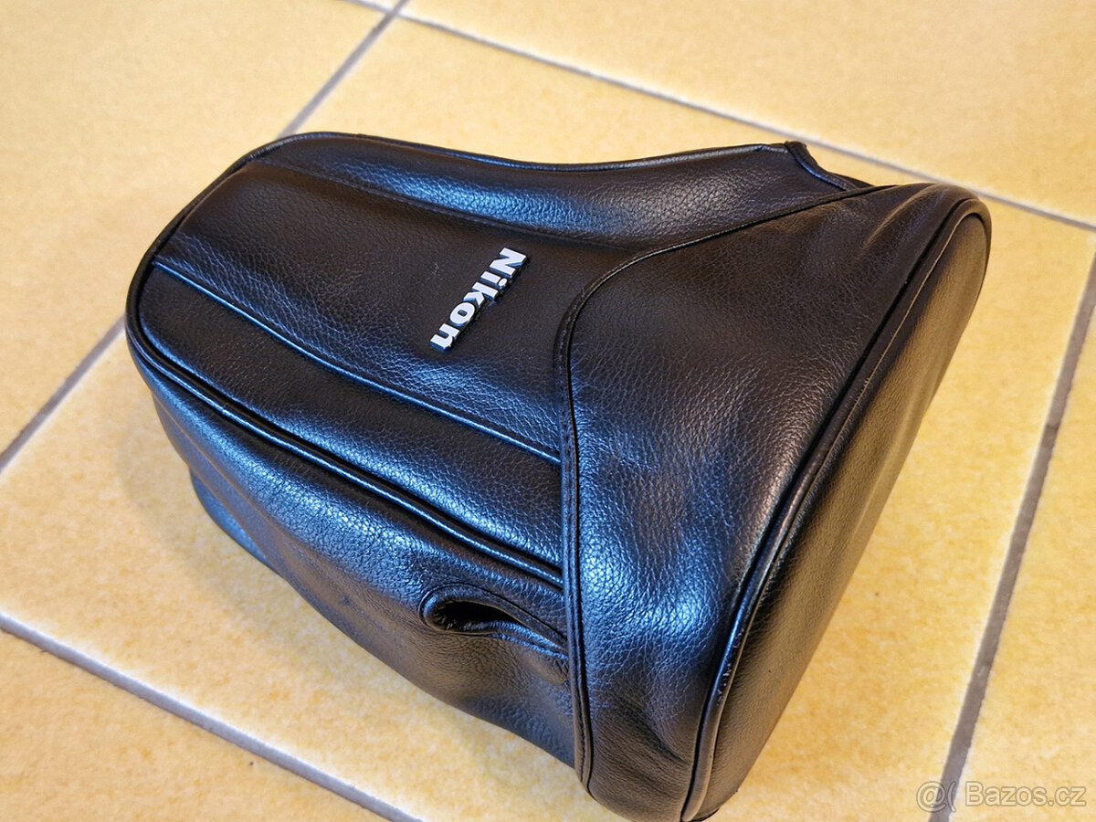 Nikon CF-D200 pouzdro - 4