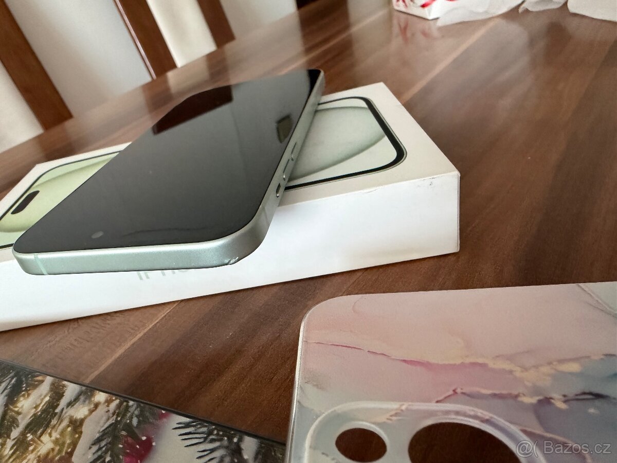 iPhone 15 plus 128 Gb - 4