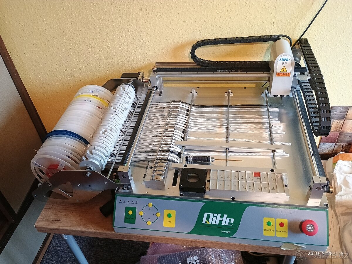 Osazovací Automat SMD QIHE TVM802 - 4