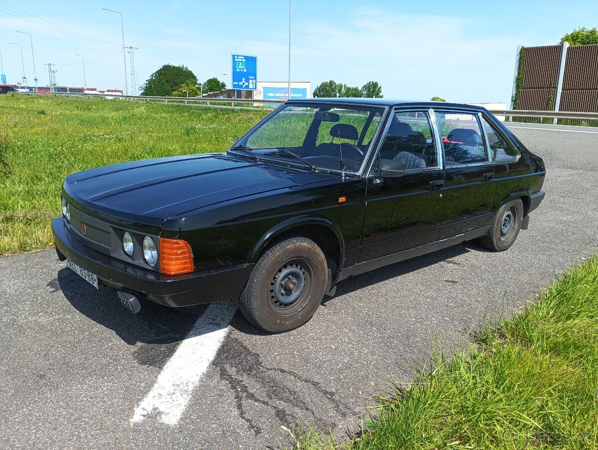 Tatra 613 - 4