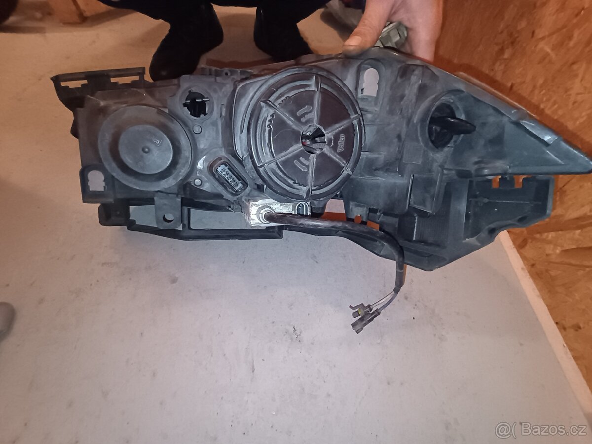pravý světlomet Renault Megane 2 - 4