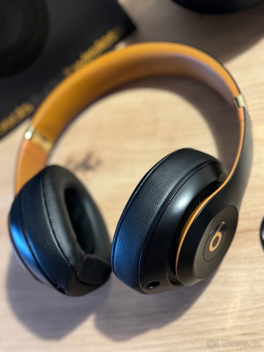 Beats by Dr. Dre Studio3 Wireless - 4